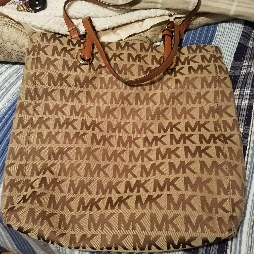 Tote